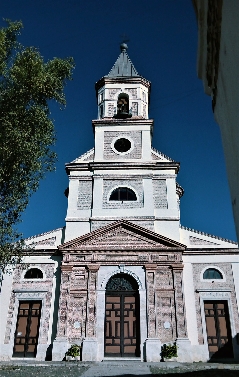 iglesia-santisima-trinidad-1